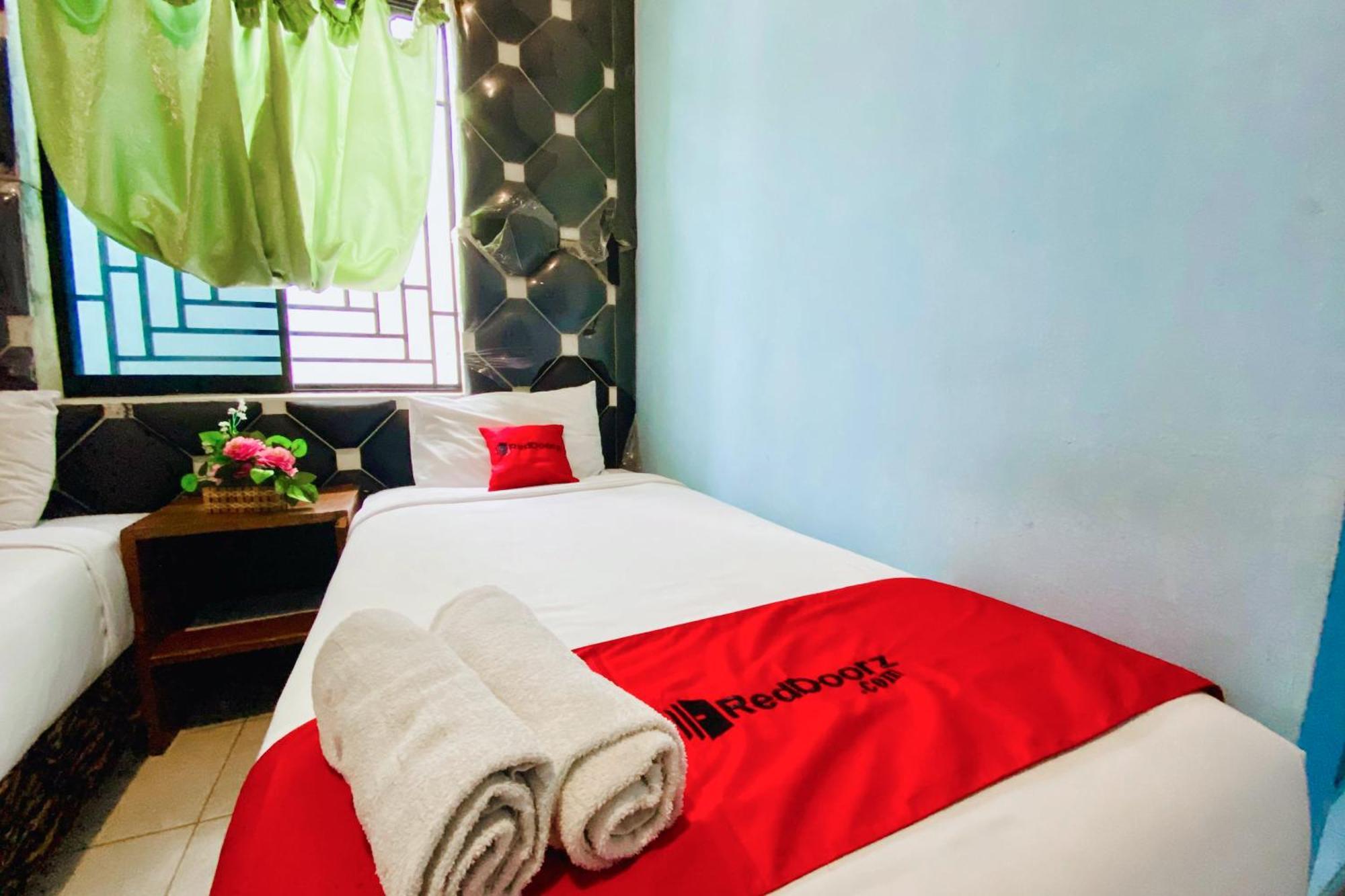 Reddoorz At Star Hill Inn Syariah Tebing Tinggi Rantau Laban Zewnętrze zdjęcie